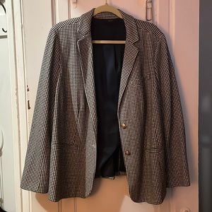 Smart Houndstooth Blazer